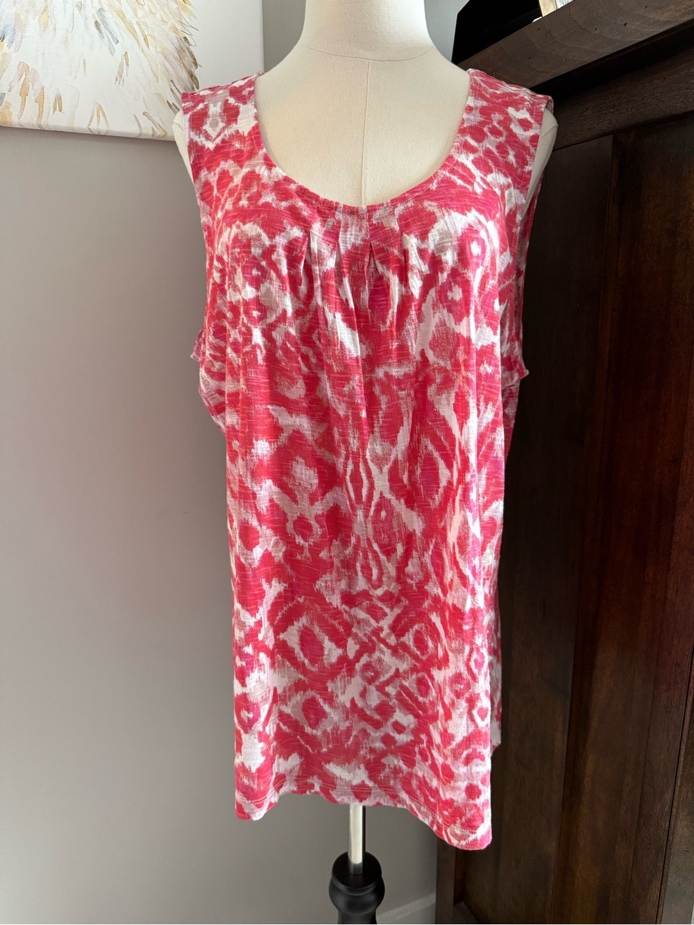 Chico's Pink and White Sleeveless Scoop Neck Top NWT